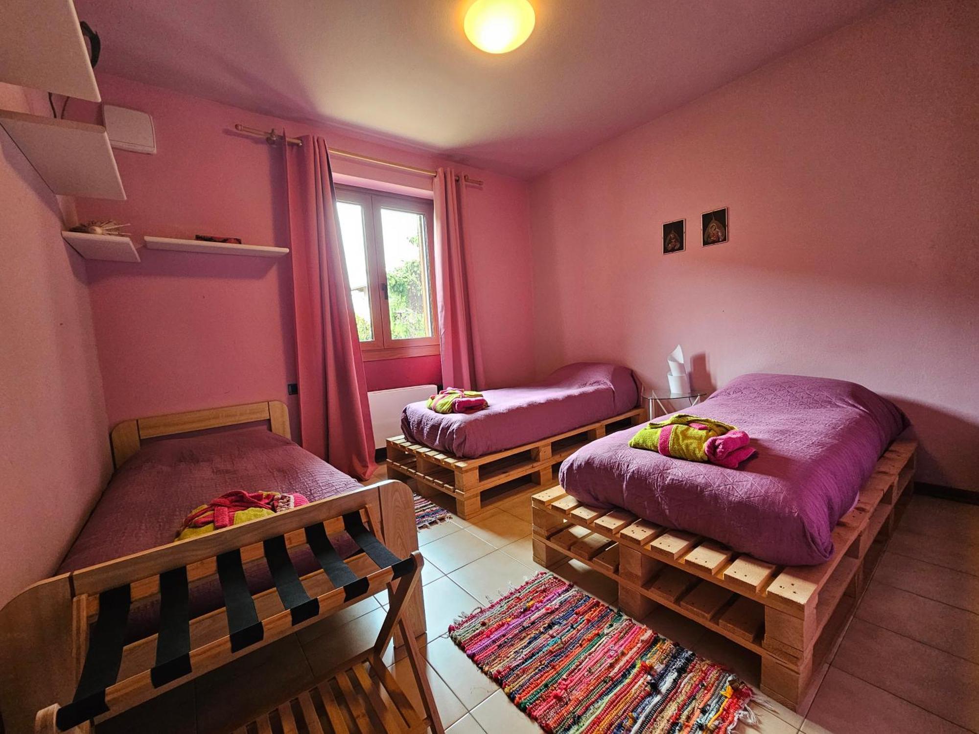 Villa Iris -Pet Friendly Stay - Garden - Private Parking- Bike Friendly Holiday House Colico Exterior foto